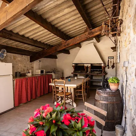 Gasthuis Les Monteils *