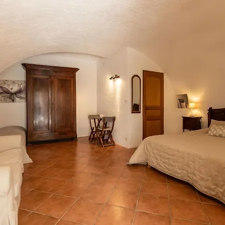 Bed & Breakfast Les Monteils 3*